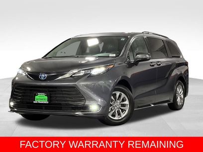 Used 2025 Toyota Sienna XLE