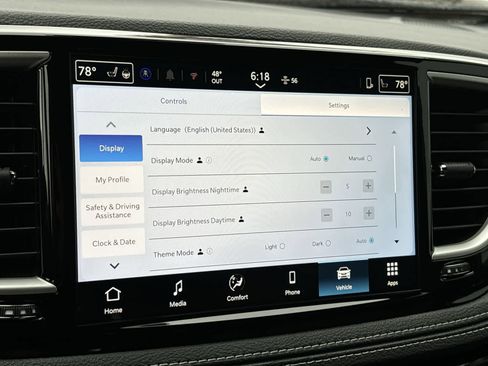New 2026 Chrysler Pacifica Select w/ S Appearance Package image 20