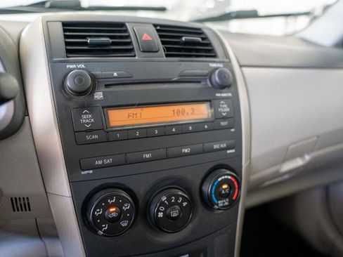 Used 2009 Toyota Corolla FWD image 14