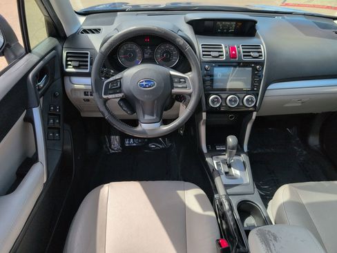 Used 2016 Subaru Forester 2.5i Limited AWD/4WD image 12