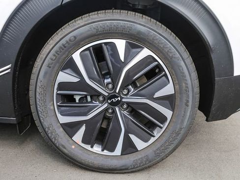 New 2024 Kia EV6 Light image 12