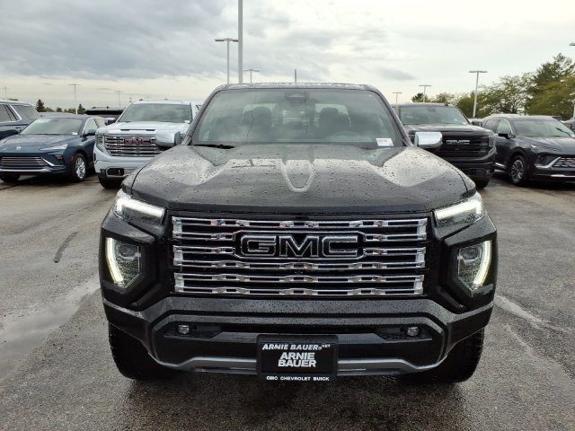 New 2026 GMC Canyon Denali w/ LPO, Denali Black Edition AWD/4WD image 12