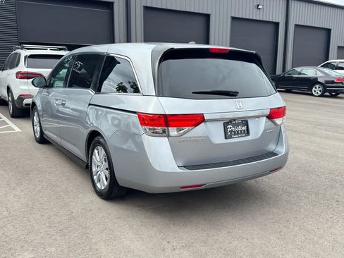 Used 2016 Honda Odyssey SE image 5