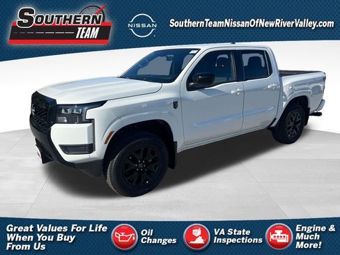 New 2026 Nissan Frontier SV w/ Tow Package AWD/4WD image 1