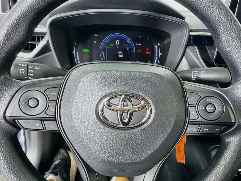 Used 2026 Toyota Corolla LE FWD image 16
