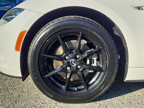 Used 2020 MAZDA MX-5 Miata Sport image 6