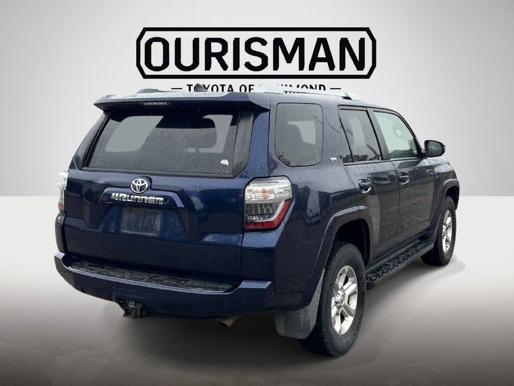 Used 2016 Toyota 4Runner SR5 AWD/4WD image 5