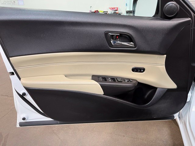 Used 2017 Acura ILX FWD image 20