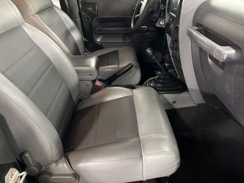 Used 2010 Jeep Wrangler Sport image 17