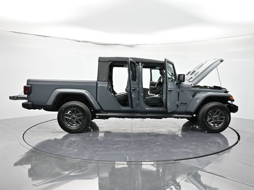 New 2026 Jeep Gladiator Sport AWD/4WD image 46