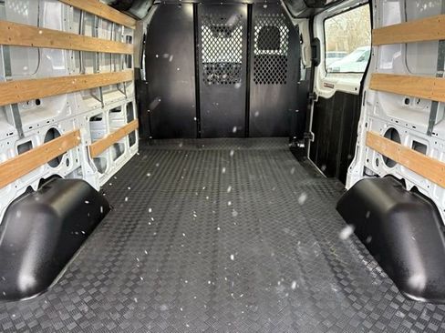 Used 2024 Ford Transit 250 Low Roof w/ Exterior Upgrade Package image 8