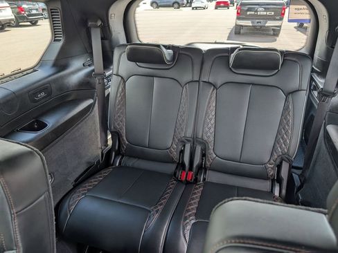 Used 2023 Jeep Grand Cherokee L Summit AWD/4WD image 21
