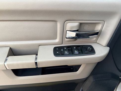Used 2010 Dodge Ram 1500 Truck SLT image 13