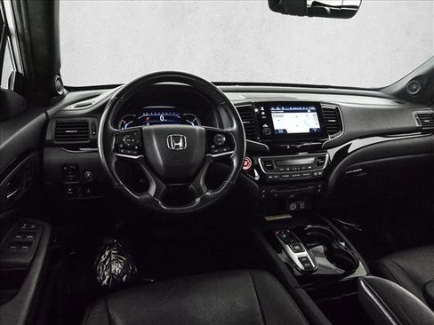 Used 2021 Honda Pilot Black Edition image 19