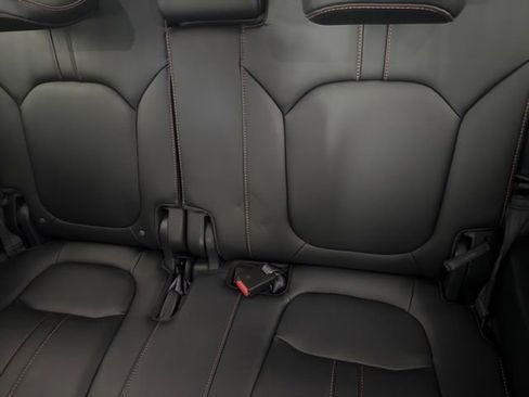 Used 2024 Honda Pilot TrailSport image 27
