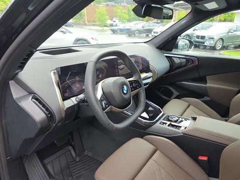 Used 2025 BMW X3 xDrive30i w/ Premium Package image 28