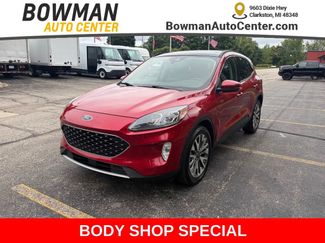 Used 2020 Ford Escape Titanium AWD/4WD video 1