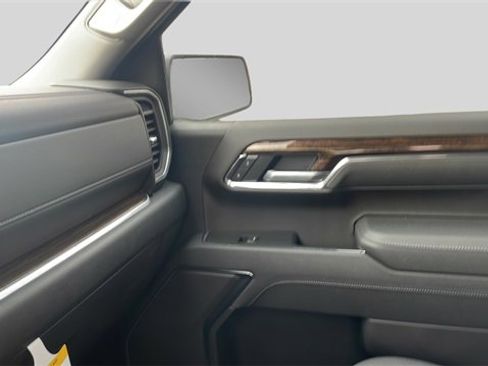 New 2026 GMC Sierra 1500 Elevation image 10