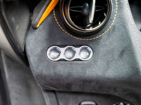 Used 2019 McLaren 720S Performance image 43