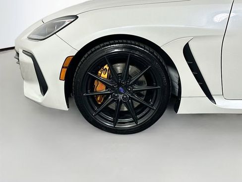 Used 2025 Subaru BRZ tS image 27
