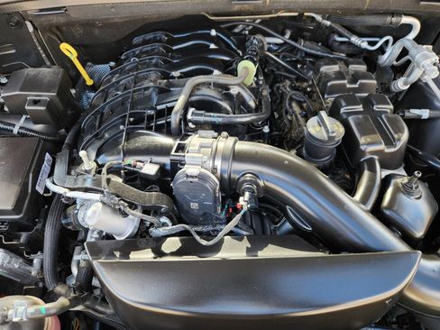 Used 2023 Dodge Durango GT w/ Blacktop Package image 17