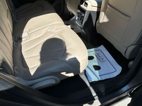 Used 2017 Buick Envision Essence AWD/4WD image 11