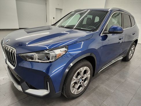 Used 2025 BMW X1 xDrive28i image 7