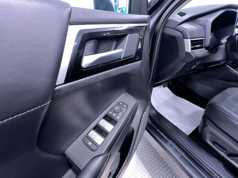 Used 2025 Mitsubishi Outlander SE AWD/4WD image 12