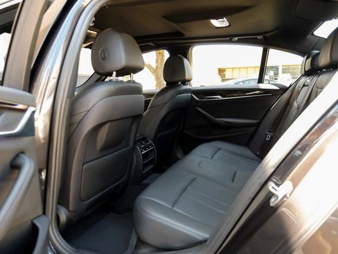 Used 2018 BMW 530i RWD image 49