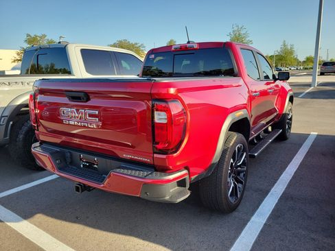 Used 2024 GMC Canyon Denali AWD/4WD image 10