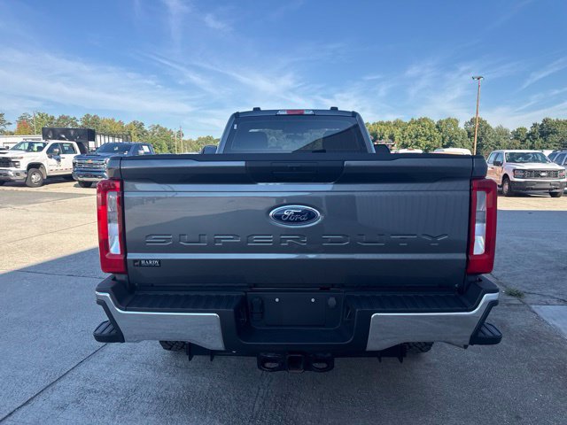 Used 2026 Ford F250 XL w/ XL Off-Road Package AWD/4WD image 4