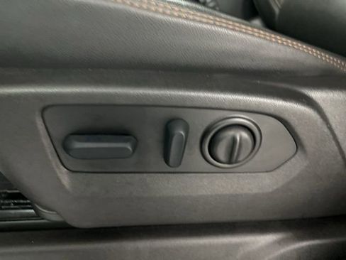 Used 2023 GMC Sierra 3500 AT4 w/ AT4 Preferred Package image 10