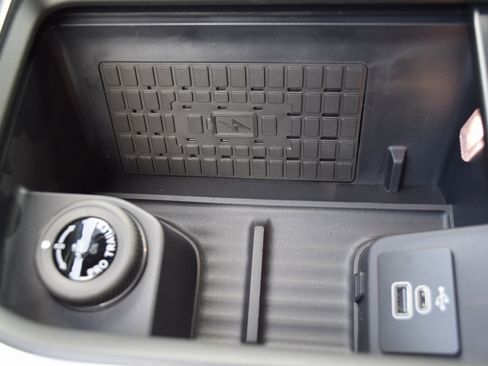 New 2025 Ford Expedition Tremor image 16