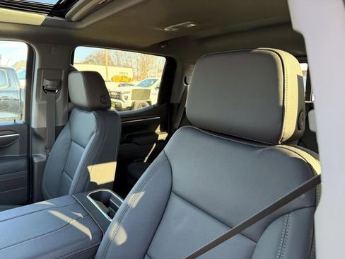 New 2026 GMC Sierra 1500 SLT w/ SLT Premium Plus Package image 11