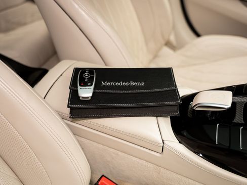 Used 2022 Mercedes-Benz AMG GT 43 w/ Executive Rear Seat Package image 87