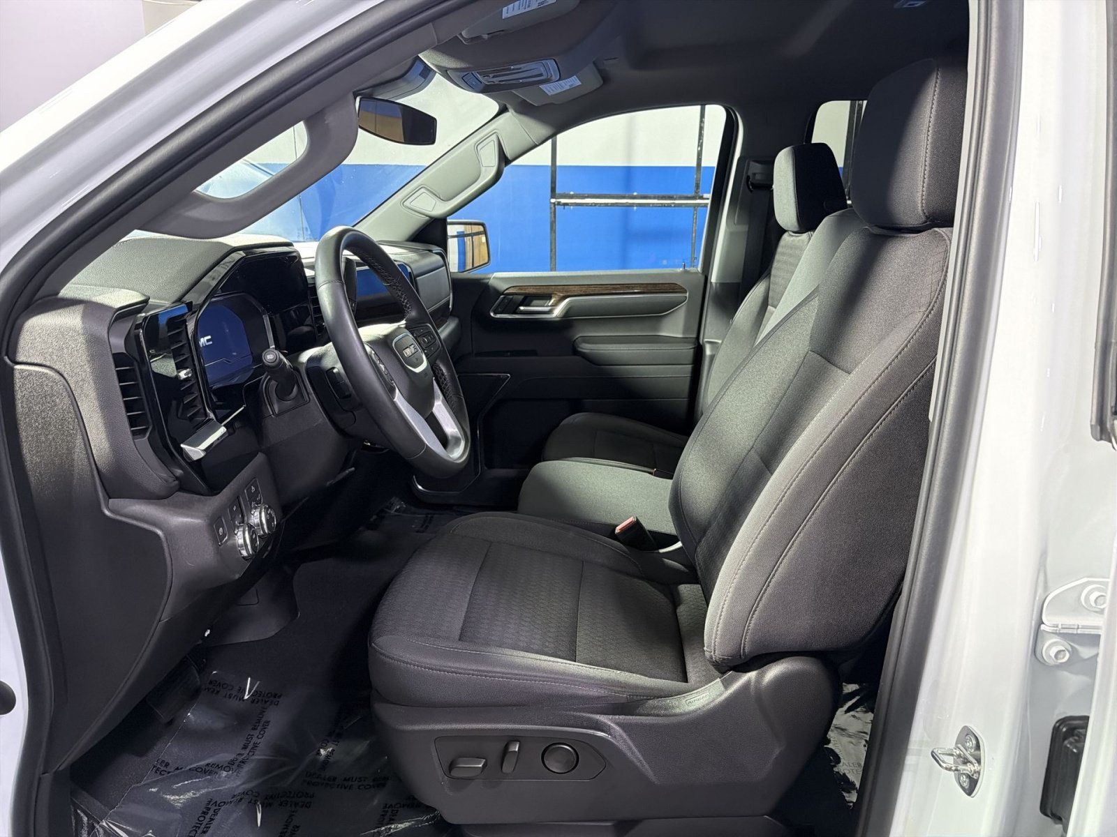 Used 2023 GMC Sierra 1500 SLE AWD/4WD image 23