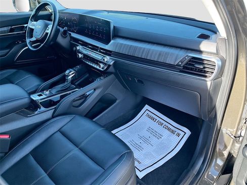 Used 2024 Kia Telluride SX image 32