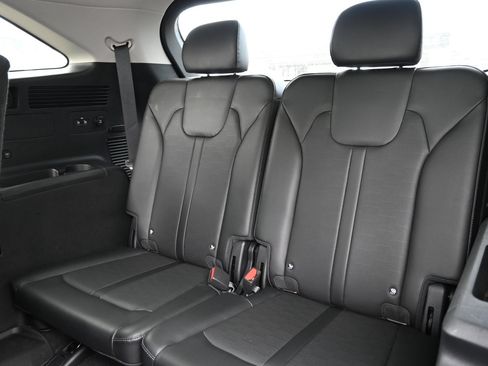 Used 2025 Kia Sorento S AWD/4WD image 21