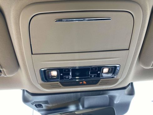 New 2025 Lincoln Corsair FWD w/ Equipment Group 101A image 28