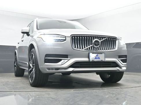Used 2023 Volvo XC90 B5 Plus w/ Protection Package Premier AWD/4WD image 38