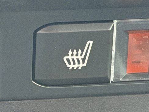 Used 2023 Toyota Tacoma TRD Off-Road w/ TRD Premium Off Road Package image 24