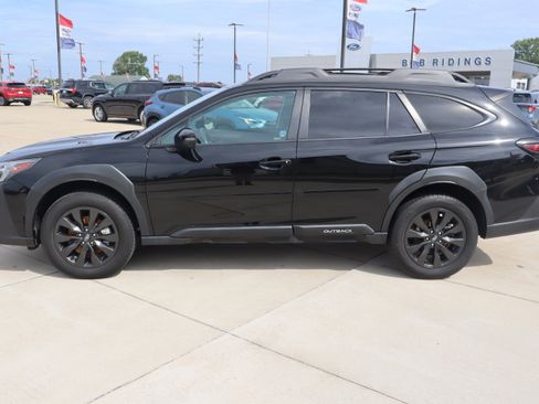 Used 2023 Subaru Outback Onyx Edition AWD/4WD image 9