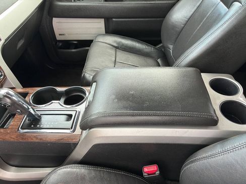 Used 2014 Ford F150 Lariat w/ Equipment Group 502A Luxury RWD image 24