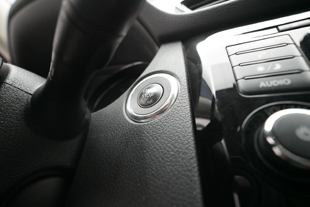 Used 2020 Nissan Rogue SV AWD/4WD image 29