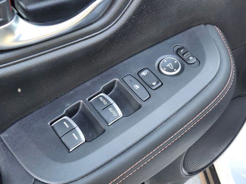 Used 2023 Honda HR-V Sport image 17