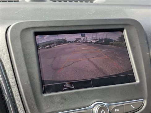 Used 2023 Chevrolet Equinox RS FWD image 13