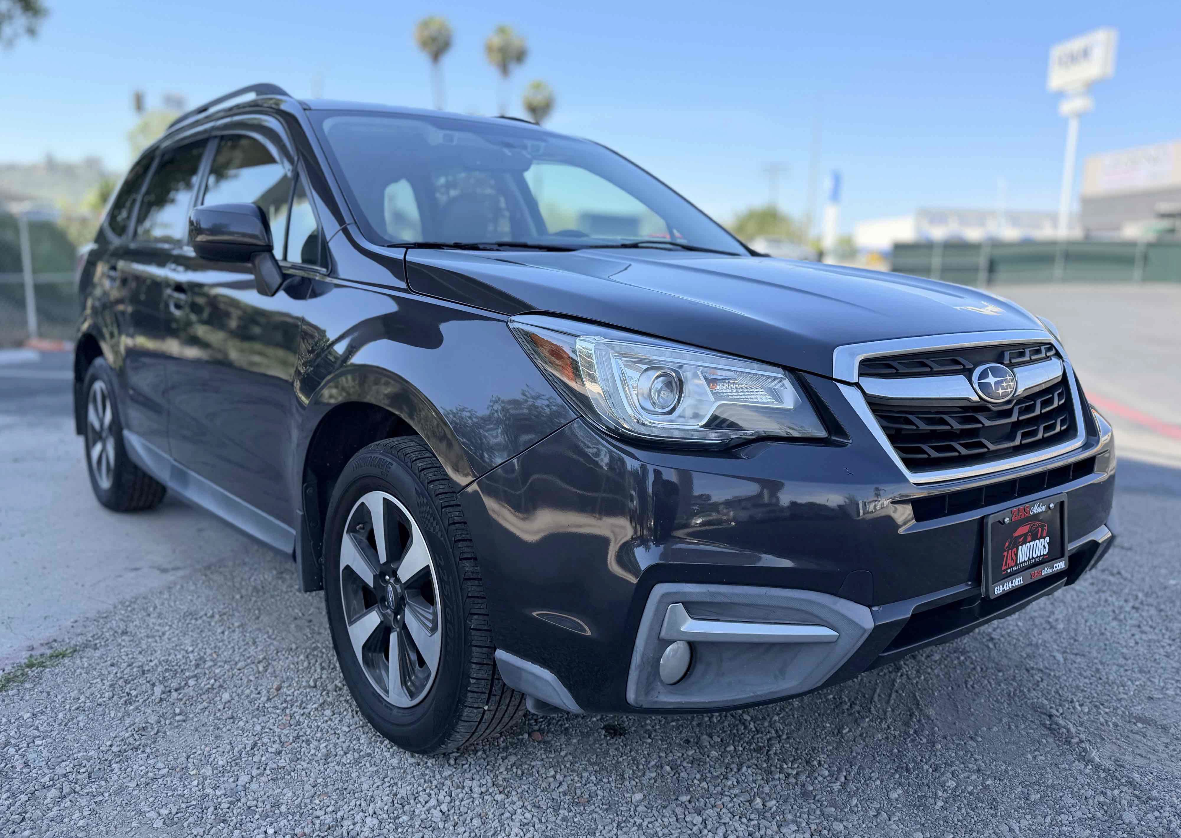 Used 2017 Subaru Forester 2.5i Limited AWD/4WD image 5