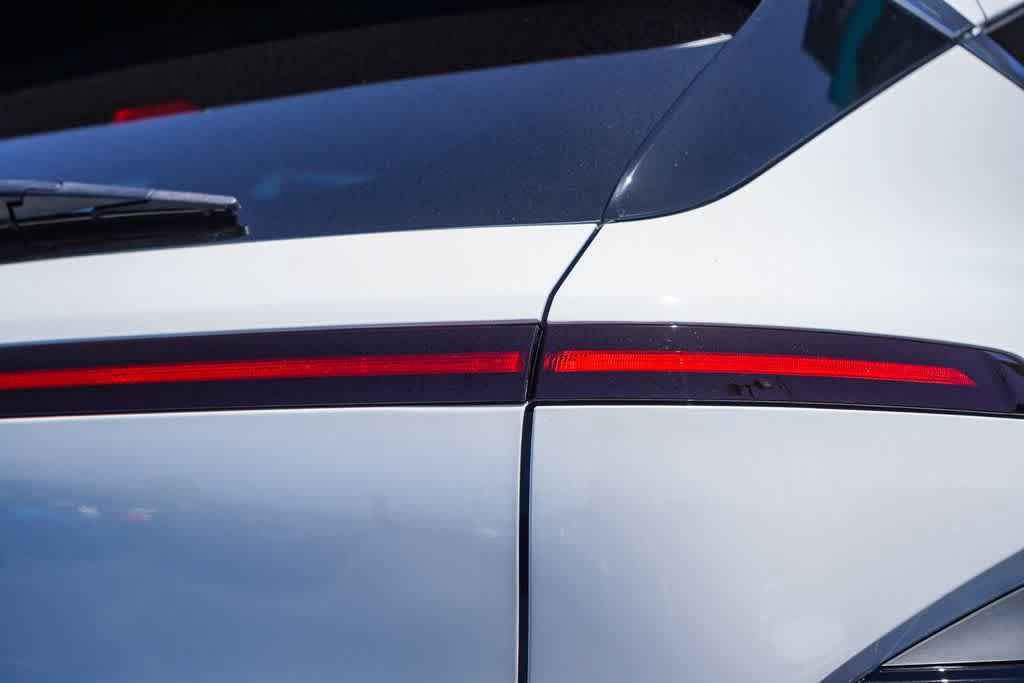 New 2026 Hyundai Kona Limited FWD image 7