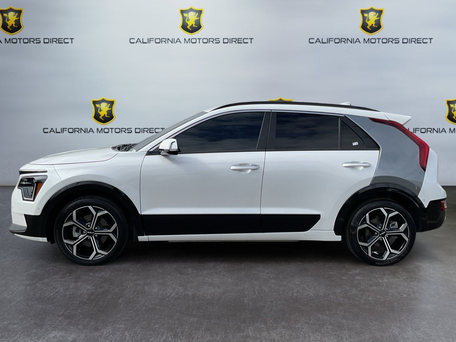 Used 2023 Kia Niro Wave FWD image 8