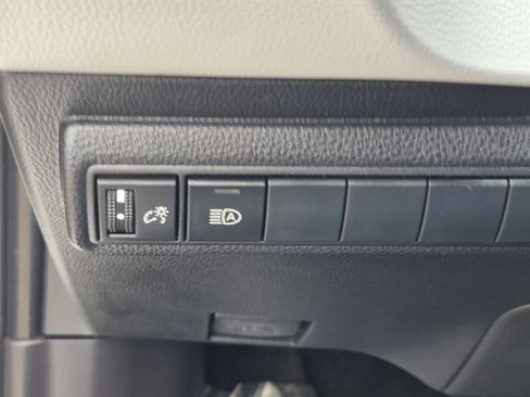 Certified 2023 Toyota Corolla SE FWD image 32